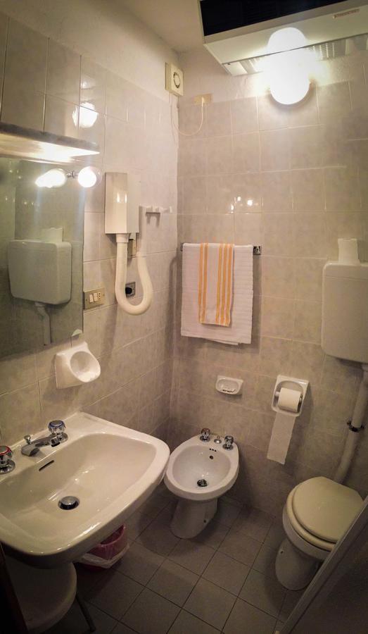 Albergo La Pace Pradleves エクステリア 写真