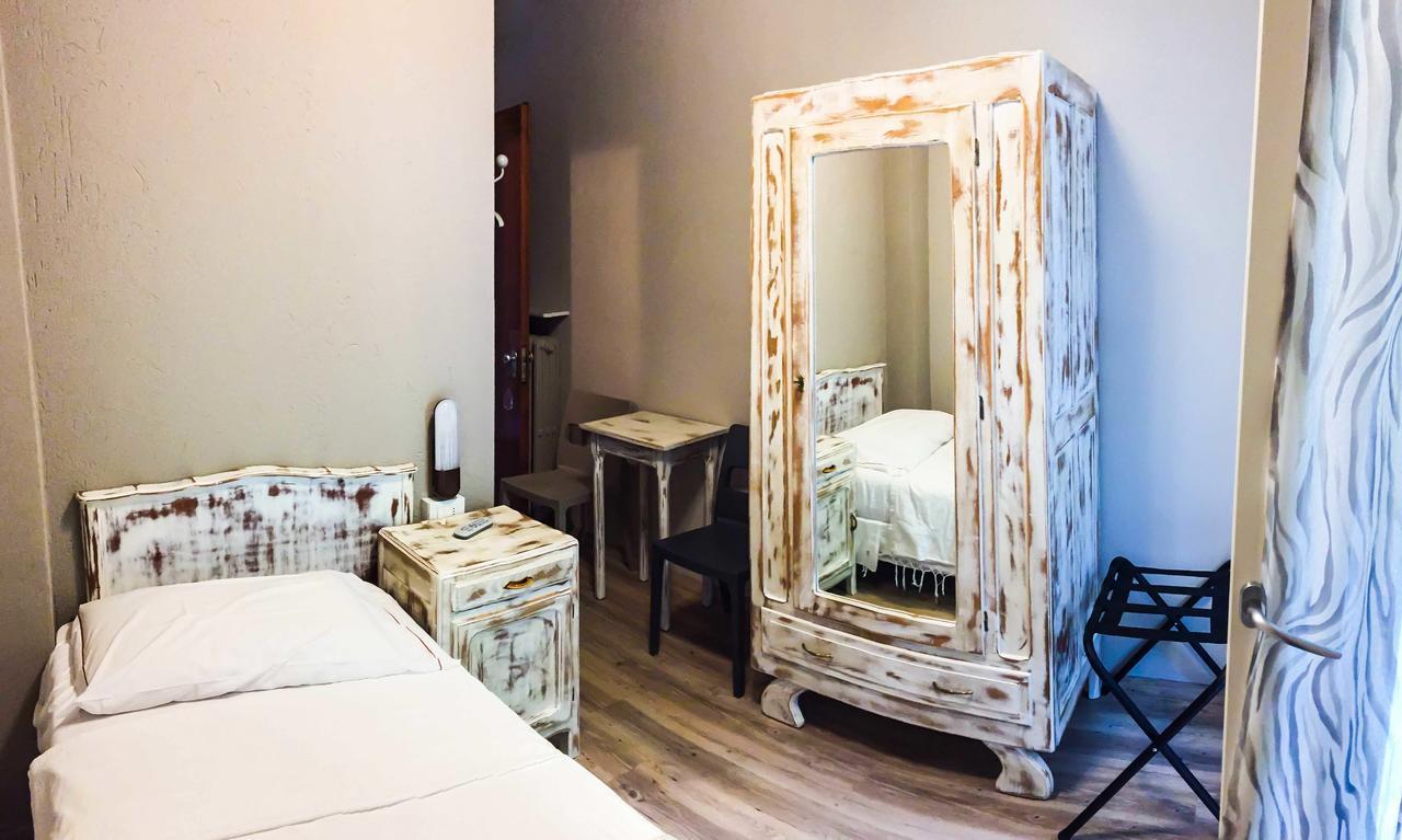 Albergo La Pace Pradleves エクステリア 写真